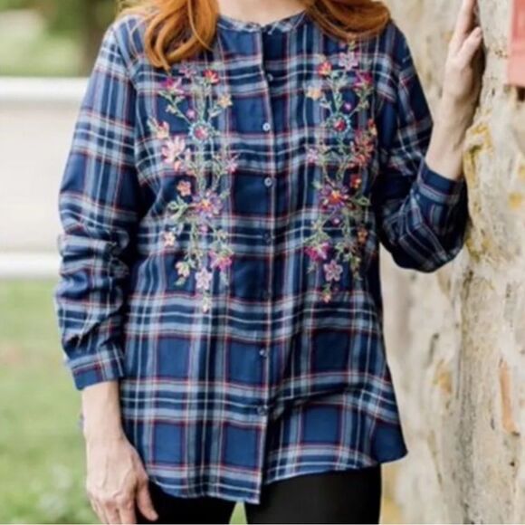 PIONEER WOMAN size small Blue Plaid Floral Embroidered Shirt flannel boho - Picture 2 of 8